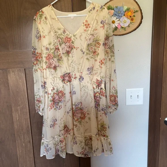 LC Lauren Conrad V-Neck Flounce Dress Yellow Floral Chiffon Size XL - Picture 3 of 7